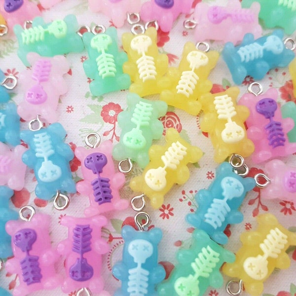 5/10 Assortiment de petites gelées pastel squelette gommeux ours résine charme pendentifs boucles d'oreilles bijoux artisanat bricolage Royaume-Uni (crochet/sans crochet)**NON comestible**