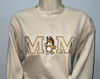 Custom Embroidered MaMa Sweatshirt: Personalized Mama Gift