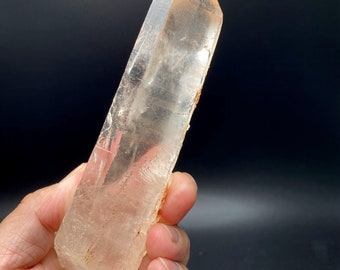 Straordinario cristallo di quarzo rosa lemuriano grezzo naturale, punta di quarzo grezza non lucidata/custodi dei registri/creste lineari/attivazione del chakra della corona