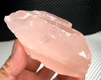 Natural Pink/Rose Quartz Crystal Chunk Rough Stone,Stunning RAW Rose Clear Quartz,Friendship gemstone,Scrying,Meditation Crystal Block Gift