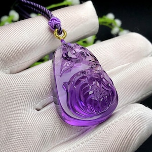 Natural Clear Amethyst carved Lotus pendant,Tibetan Himalayan High Altitude Master Hand Carving Lotus,Reiki healing,Amethyst pendant Gift