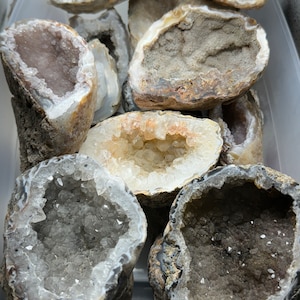 Tabasco Geodes Many Unique Pieces  (Small, Medium, Large Halves Polished)
