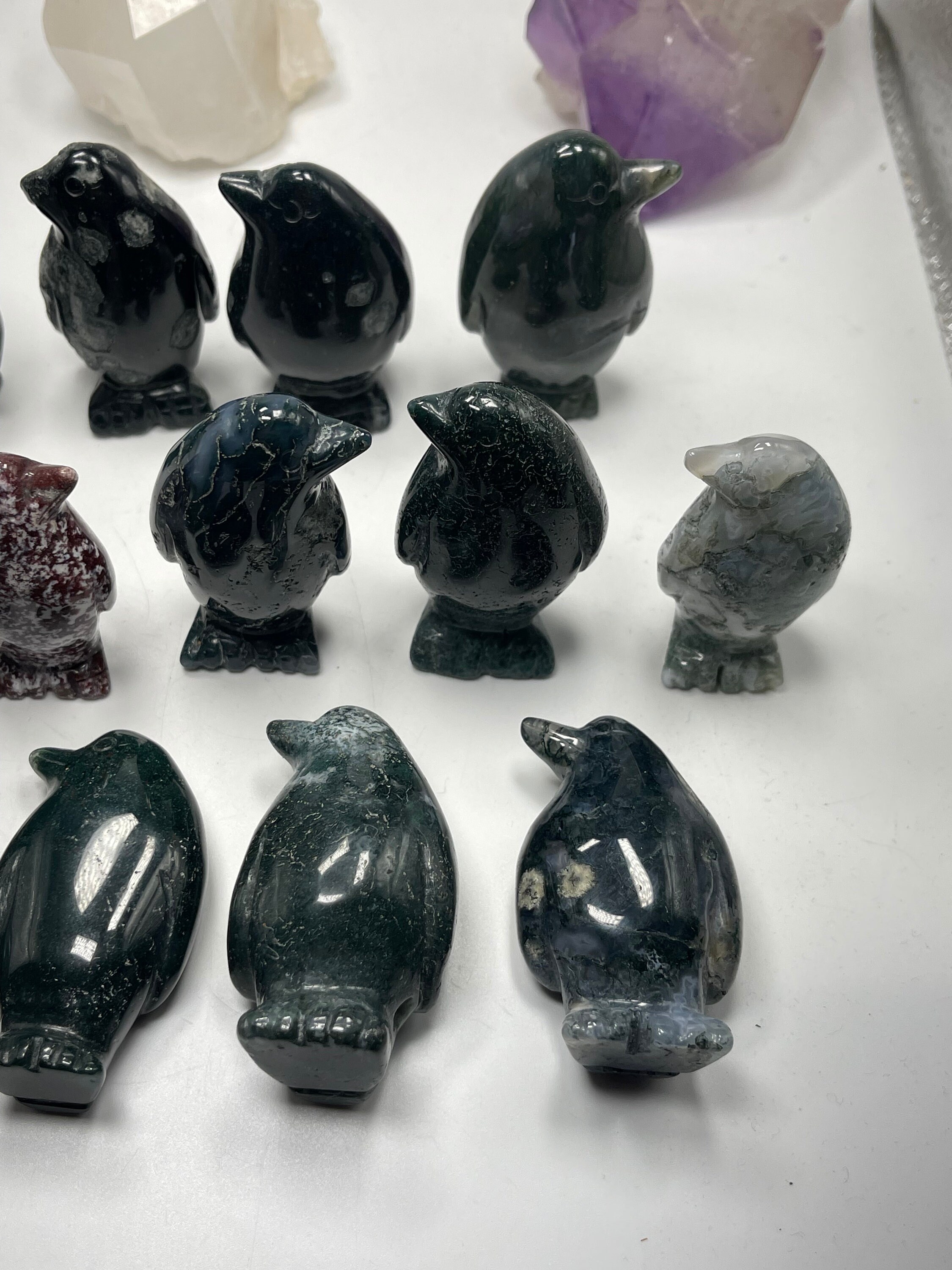 彫刻された苔瑪瑙のペンギン - Etsy 日本