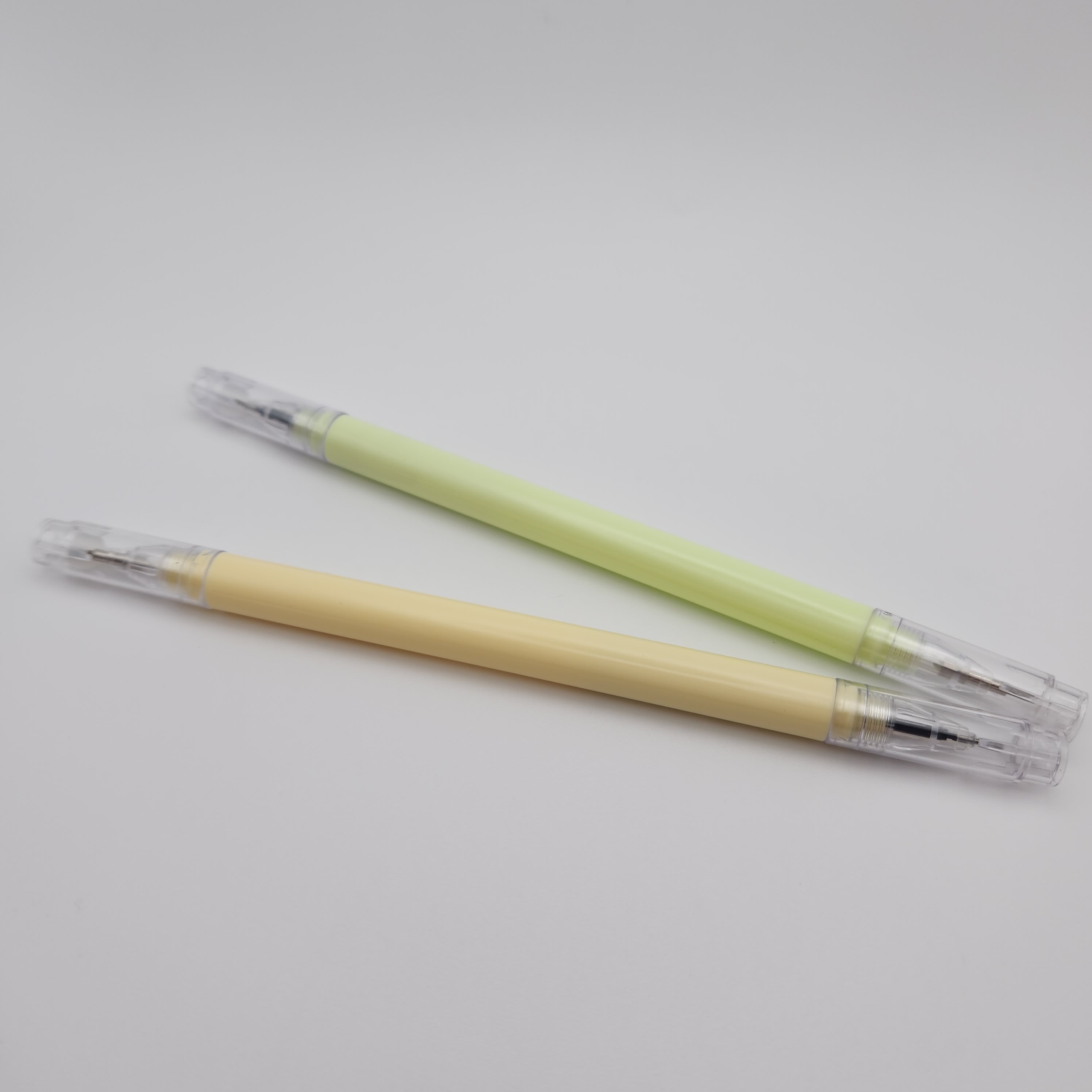 Muji 0.5mm Retractable Gel Ink Clip Pens new Version 