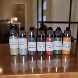 Pintura delineadora dimensional, acrílico de alta densidad con acabado satinado para imitación de vidrieras y escultura, no como la pasta o el yeso.