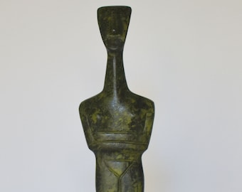 大きなキクラデス諸島の女性の偶像像、高さ 50 cm、ギリシャ博物館の