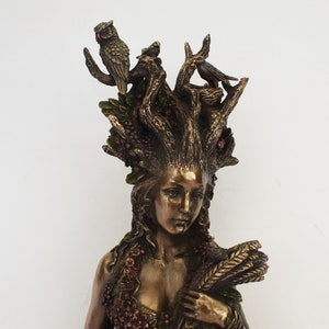 Gaia Gaea Terra - Ancient Greek Goddess of the Earth - The Great Mother of all creation - Hesiod&#39;s Theogony - Cold Cast Bronze Resin