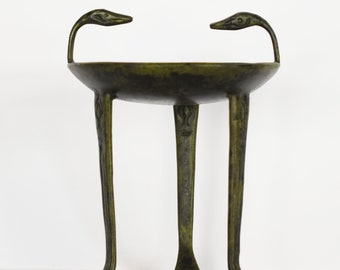 Tripod with Snakes and floral decoration - Delphi Winner Prize - pure bronze  artifact