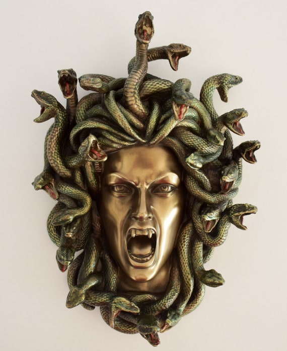 My take on Medusa, the Libyan snake-haired Gorgon from Greek mythology :  r/SnakeHair