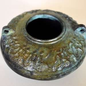Ancient Greek Vessel - Small Size - Museum Replica - pure Bronze Sculpture