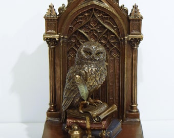 アテナ・ミネルヴァのフクロウ - 知恵、知識、慎重さ、変化、変容