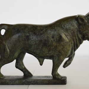 Minoan Bull - Knossos Palace - Crete - Symbol of Cosmic Energy, Forces of Life and Death, Pillars of the universe -Small -Pure Bronze Statue