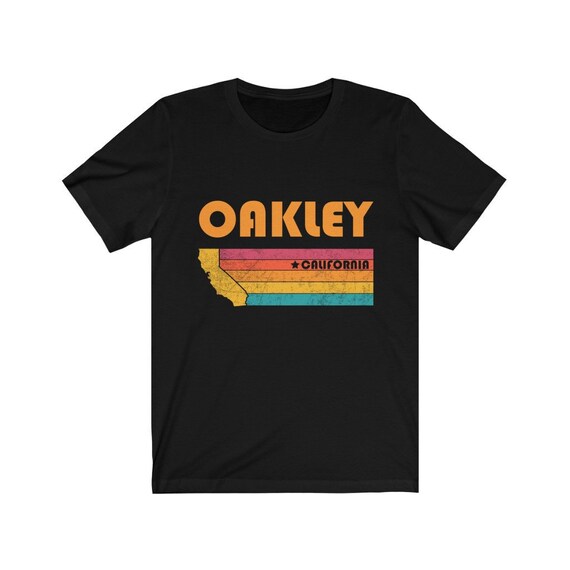 Vintage Oakley California Ca T-Shirt Gift Souvenir Vintage Oakley California Ca T-Shirt Gift Souvenir