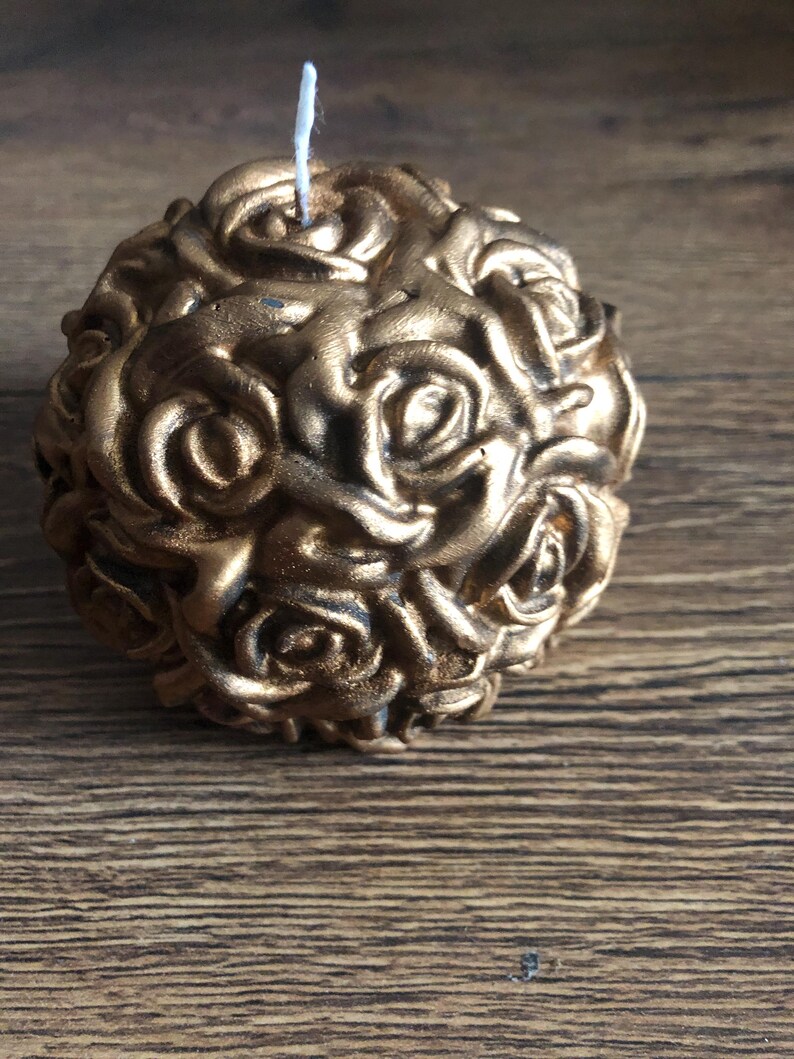 Large Rose Ball Candle - Thumbnail 3