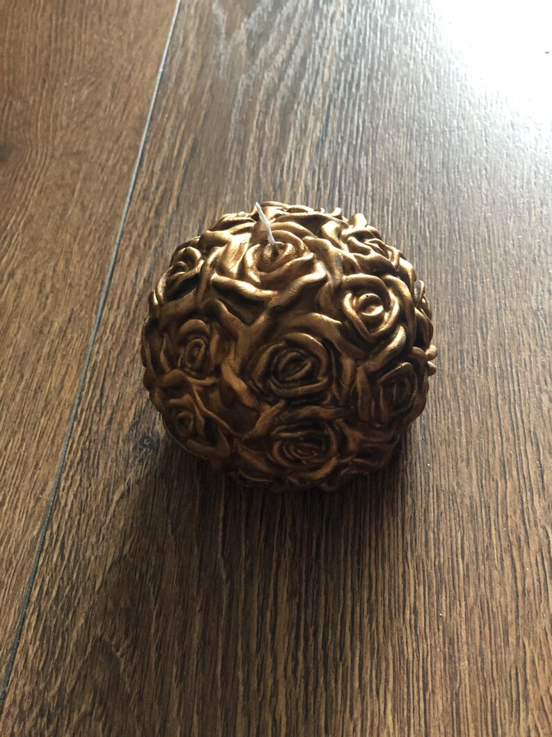 Large Rose Ball Candle - Thumbnail 2