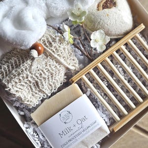 All Natural Vegan Spa Soap Gift Set | With Oatmeal Soap, Bath Bomb, and Accessories