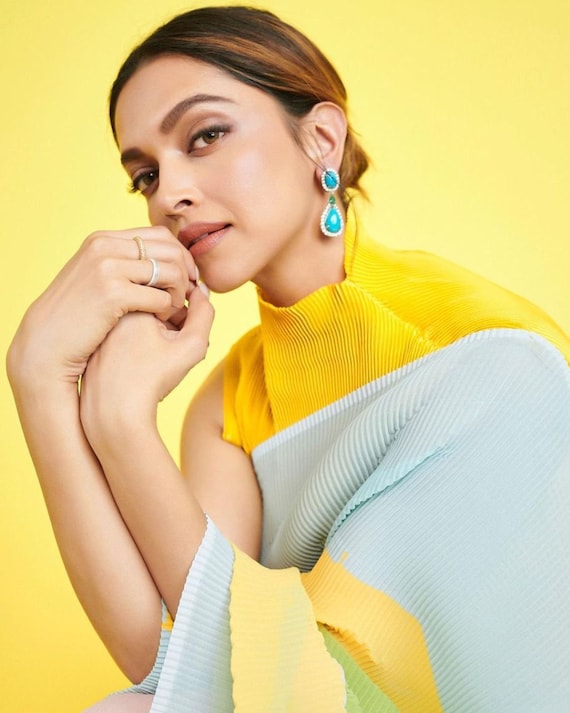 Ladykart Gold Tasselled Drop Earrings for Women & Girl - Ladykart - Buy  Saree Online in India | Ladykart