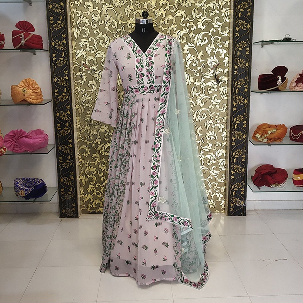 Alia Bhatt in AM PM – South India Fashion