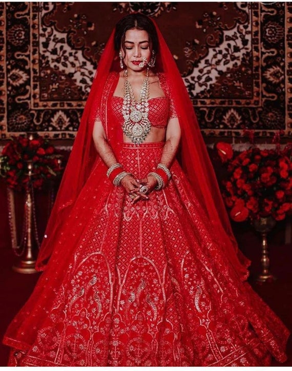 Red Bridal Lehenga Choli  Bridal lehenga red, Bridal lehenga