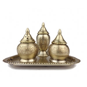 Vintage Salt and Pepper Shaker Set With Tray, Salt and Pepper Shaker Set, Spice Shaker Set With Tray