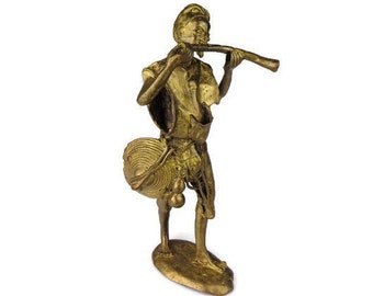 アフリカの民芸品真鍮像、原始的なアフリカの真鍮の置物