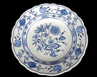 Meissen Porcelain Plate, Blue Onion Meissen Porcelain Plate