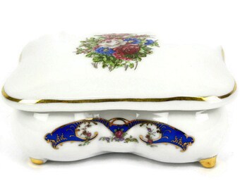 Vintage Ceramic Jewelry Box With Gold Decoration