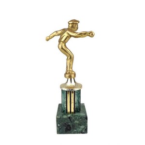 Statue Statuette Sculpture En Ceramique Petit Garçon Representant la