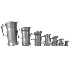 Vintage maatbeker set van 7 inch