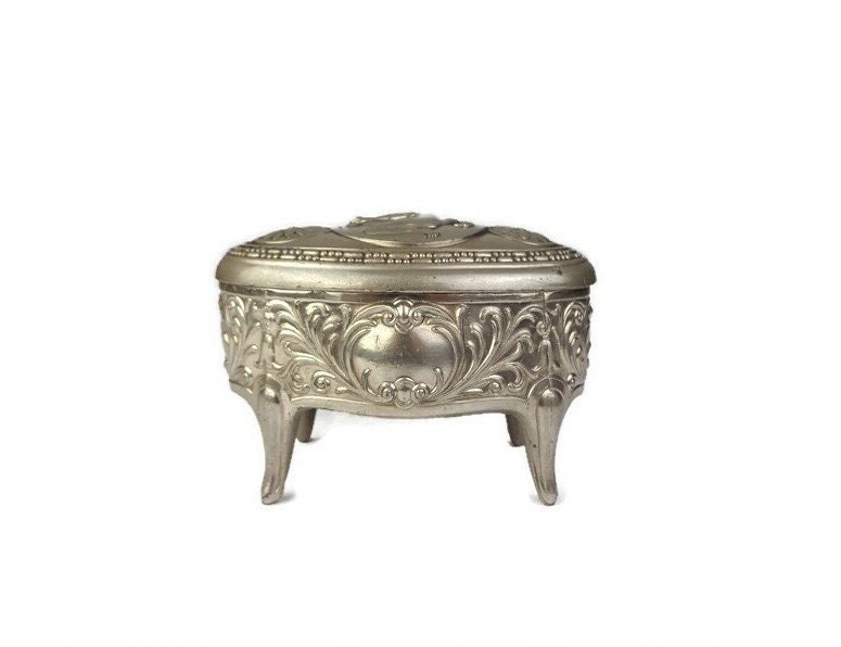 アンティーク純銀ジュエリーボックス 手彫り装飾 ヴィンテージ 317g Silver Plated Oval Trinket/jewelry Box Made in Hong Kong