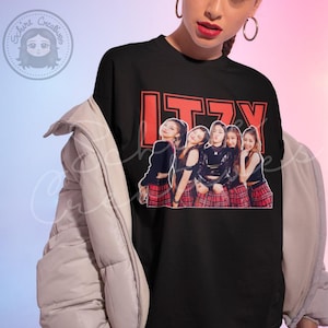 Itzy Unisex Shirt, Itzy Aesthetic Shirt