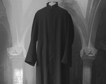 60s cassock priest's robe vintage size. M - L Black Cotton Gothic Clergy Robe