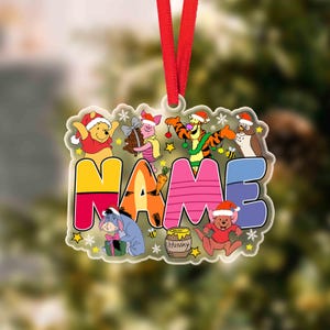 Personalisierte Disney Winnie the Pooh Weihnachtsverzierung, Pooh und Freunde Ornament, benutzerdefinierter Name Weihnachtsdekoration für Kinder, niedliches Weihnachtsgeschenk