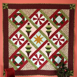 Christmas BOM Quilt pdf Pattern - Looks Like Christmas BOM Quilt PDF Pattern