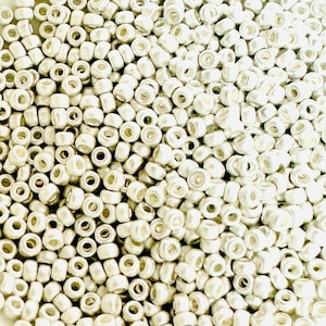 Miyuki Matte Bright Sterling Silver 11/0 Seed Beads (10 grams - approx. 1090 beads)