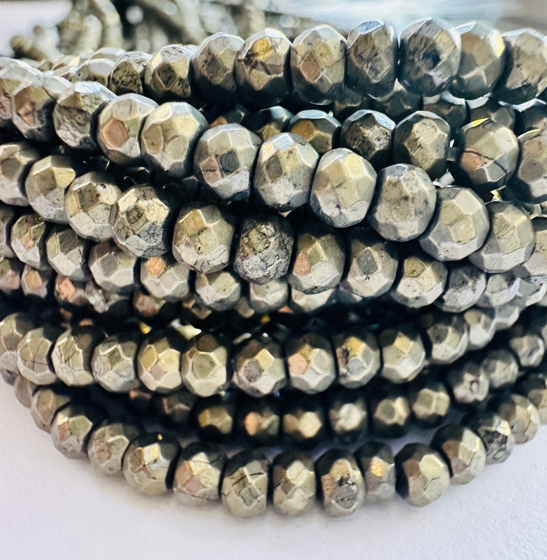 4 mm 天然パイライトファセットラウンドロング 16 インチストランド