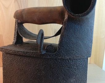 Coal Fired Iron, Antique Coal Iron, Vintage iron