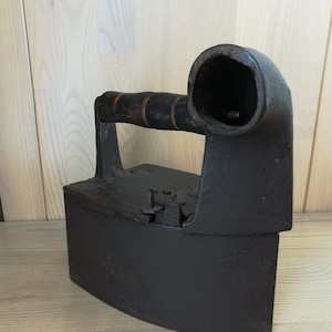 Coal-Fired Iron, Antique Coal Iron, Charcoal Iron