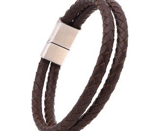 Double braided leather strap men's bracelet flat and braided in genuine leather in brown color with magnetic closure made of stainless steel