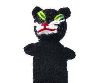 Cat finger puppet puppet theater for playing and learning from wool knitting for children and babies