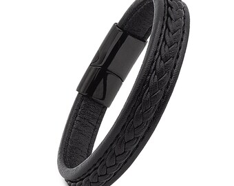 Braided men's bracelet in genuine leather in black color with magnetic closure made of stainless steel