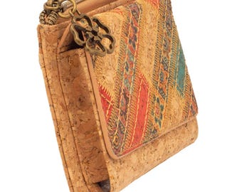 Vegan women's wallet made of natural cork with a patchwork pattern and zipper – compact, charming, and sustainable
