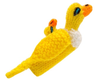 Duck and baby finger puppet puppet theater for playing and learning from wool knits for kids and babies