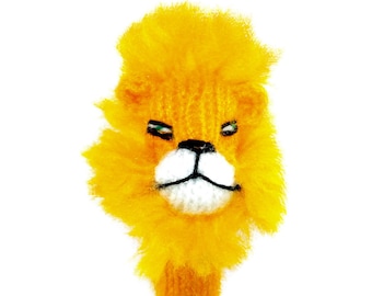 Lion finger puppet puppet theater for playing and learning from wool knits for children and babies