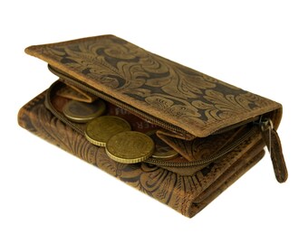 Wallet or purse made of buffalo leather, genuinely embossed. Ideal for a gift.