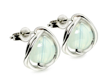 Stud earrings 925 sterling silver with rainbow round moonstone gemstone for women and girls