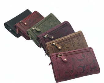 Women's wallet or purse made of genuine buffalo leather with RFID protection. Compact with many special credit card slots.
