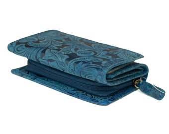 Wallet or purse made of buffalo leather, genuinely embossed. Ideal for a gift.