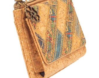 Vegan women's wallet made of natural cork with a patchwork pattern and zipper – compact, charming, and sustainable
