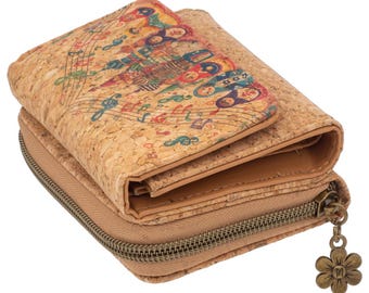 Foldable vegan cork wallet with matryoshka and music motif – compact, sustainable, and lovingly designed